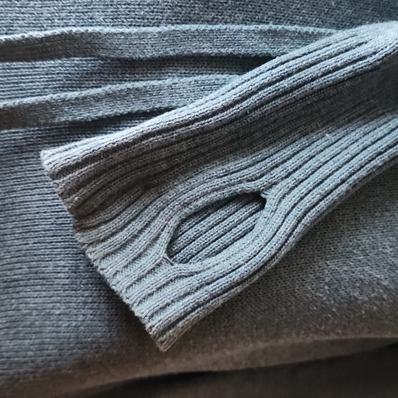 ANTHROPOLOGIE AKINI COWL NECK ASYMMETRICAL SWEATER W/THUMBHOLES!!! - Picture 3 of 3